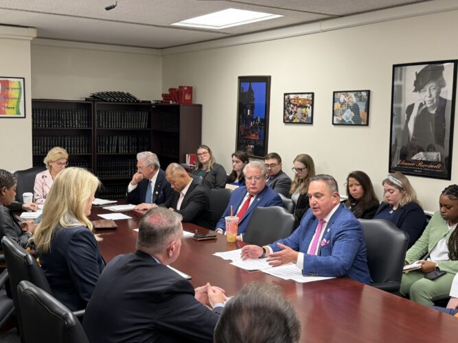 Committee Defeats Borrello Electric Bus Repeal